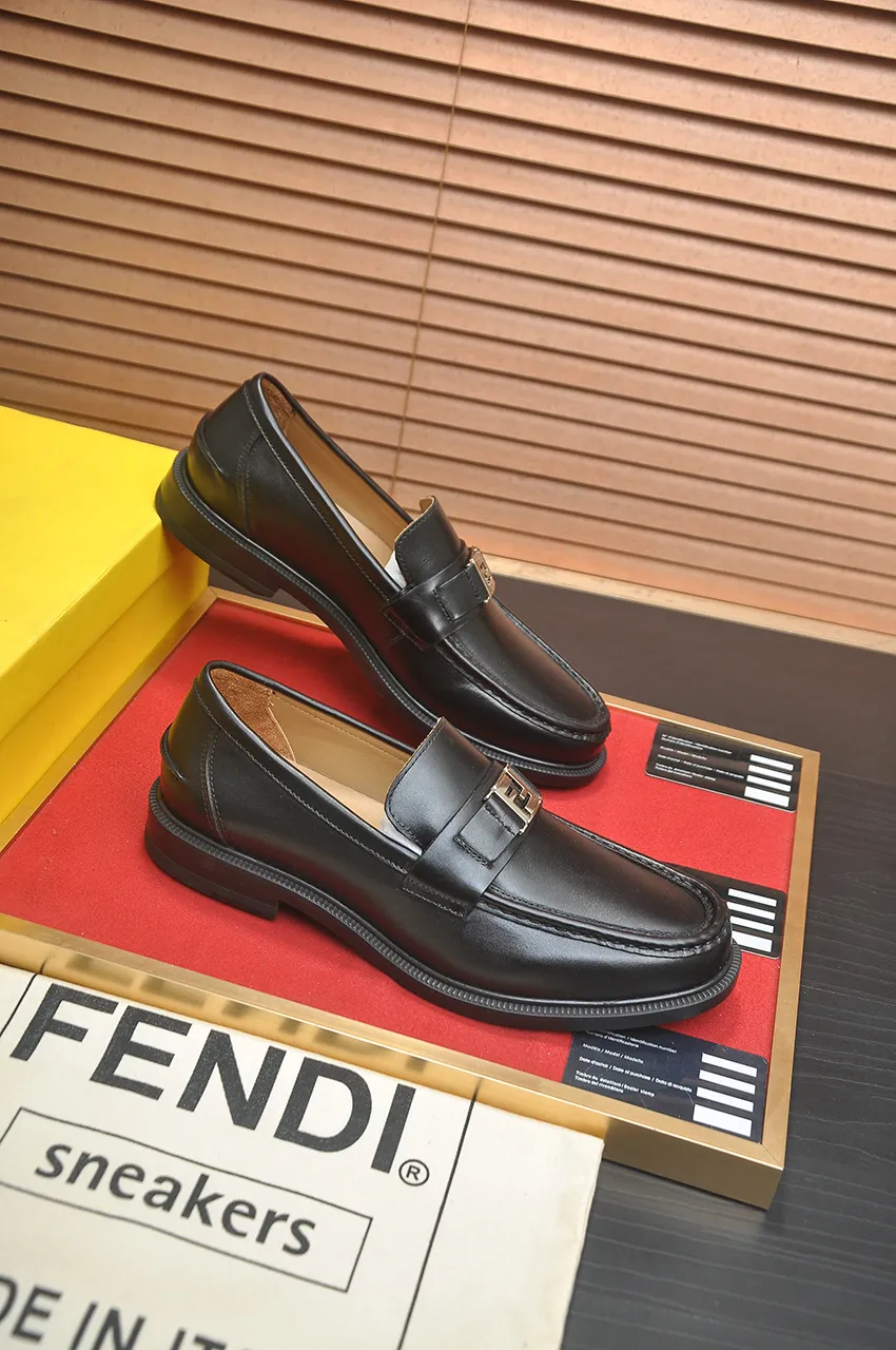 Men's shoes 💰500💶 [FENDI] The latest high-end men's shoes in Hong Kong! Original quality. The upper is made of imported cowhide material and cowhide lining! Super comfortable on the foot, original wear-resistant outsole, luxurious, fashionable, casual and versatile! Size: 38-45 (45 customized)